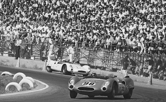 Dave MacDonald in king cobra cm/1/63 laps Roger Ward's Cooper Monaco in 1963 la times gp 